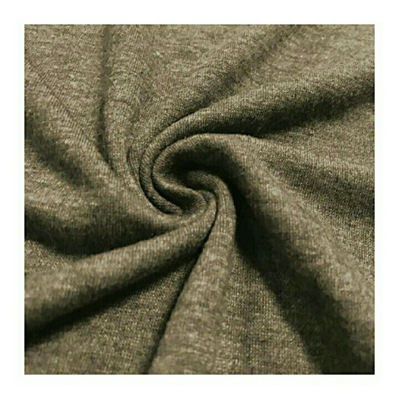 Plus size button blouse with pockets - Picture 5 of 6